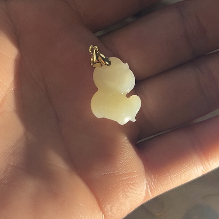 初****和田玉未镶嵌手机链