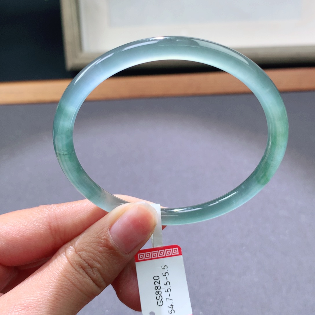 翡翠手镯未镶嵌天然翡翠手镯叮当镯