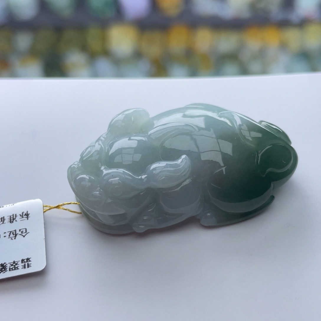翡翠未镶嵌颈饰貔貅001
