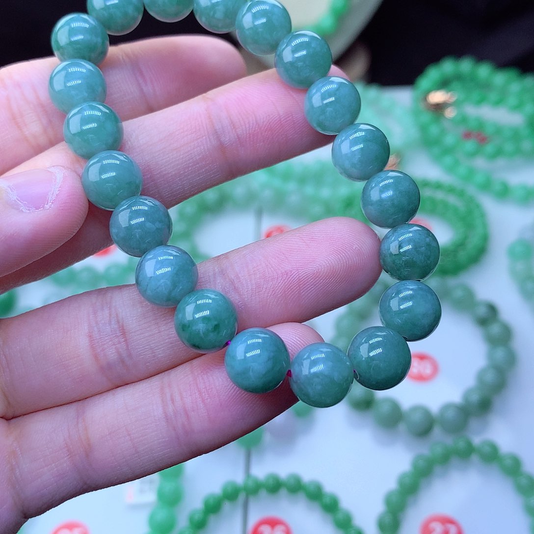 翡翠毛衣链未镶嵌