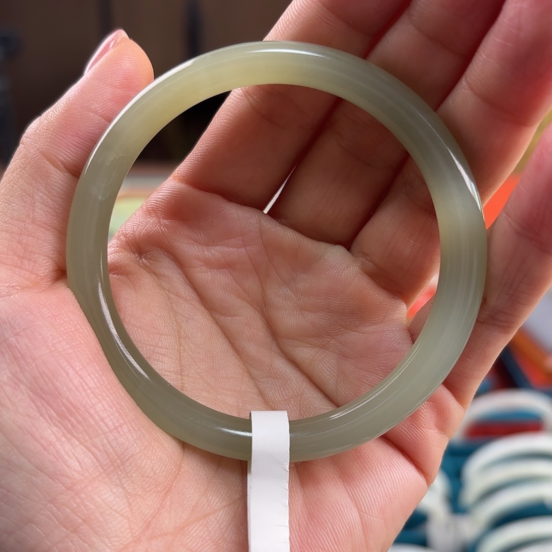 和田玉手镯未镶嵌56-57