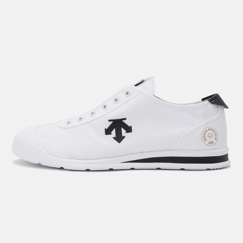 DESCENTE/迪桑特休闲鞋轻便低帮小白鞋平底跑步舒适透气运动LSN12