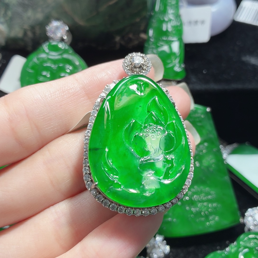 翡翠银S925镶嵌颈饰