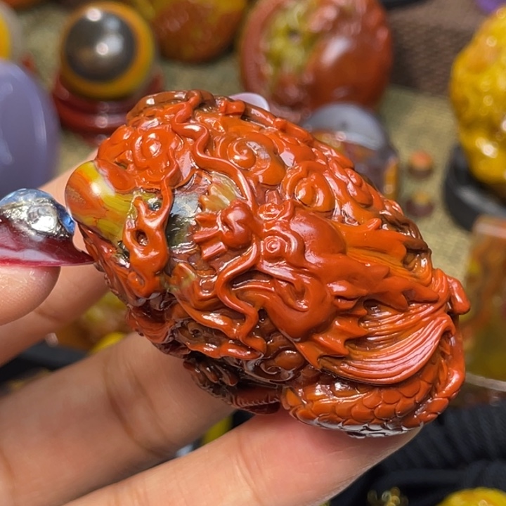 玛瑙/玉髓足银镶嵌珠宝奇石鸽血红龙戏珠3600