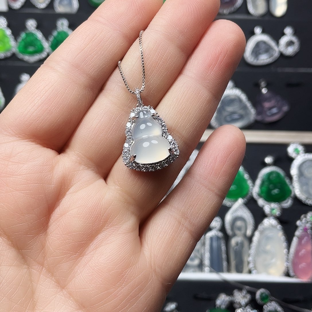 玛瑙/玉髓颈饰合金