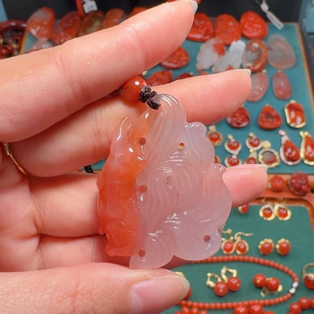 南红玛瑙南红玛瑙未镶嵌