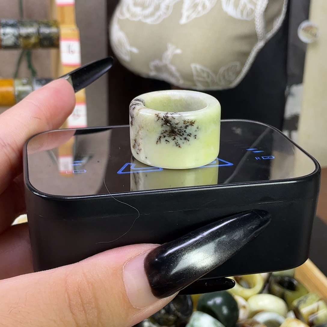 蛇纹石玉未镶嵌戒指18.2