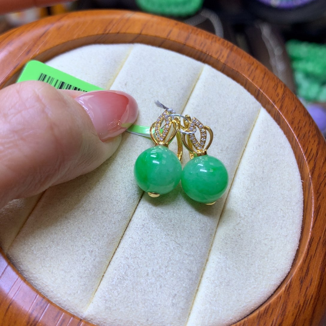【闪购商品】翡翠颈饰18K金镶嵌翡翠