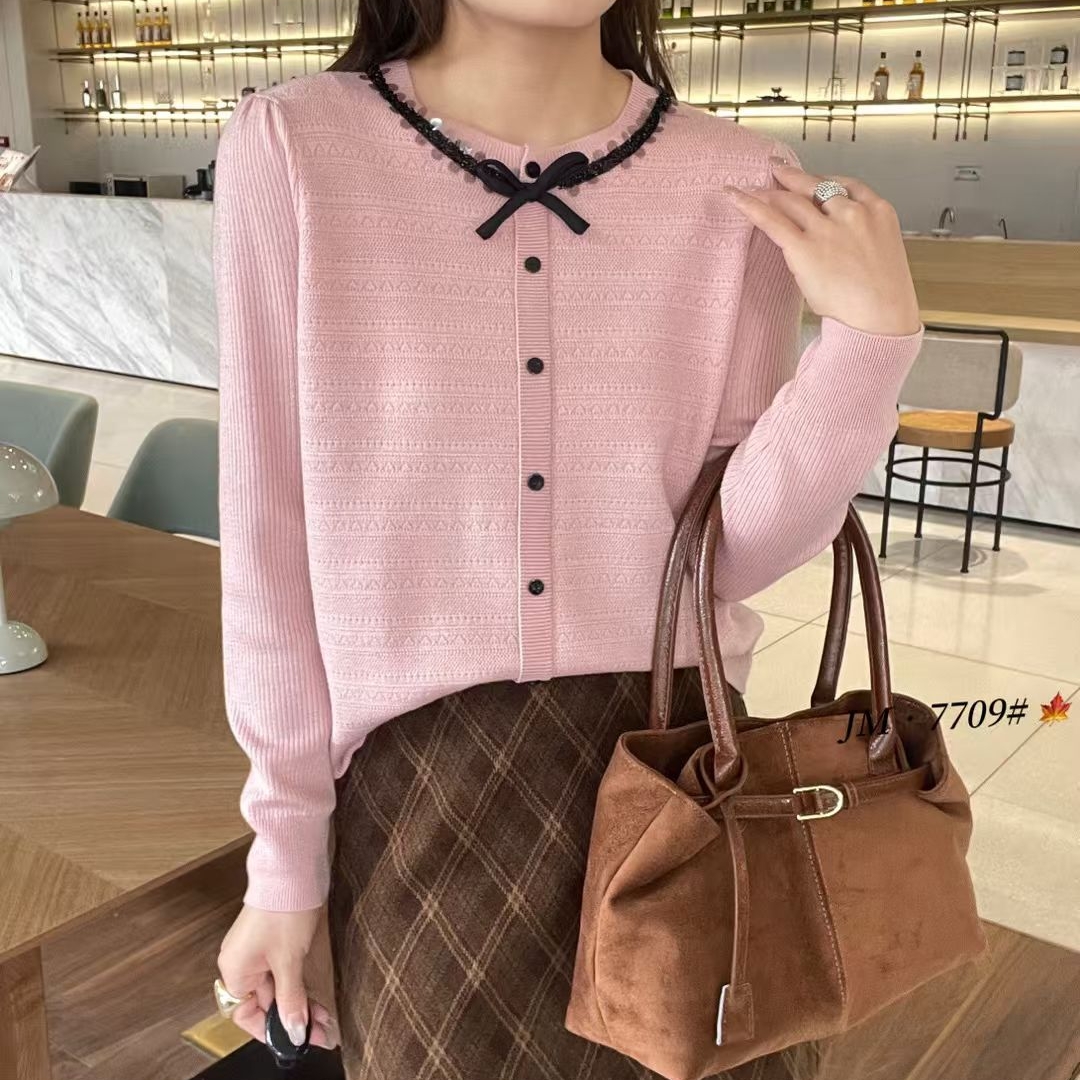 冬季新款简约时尚百搭小香风毛衣