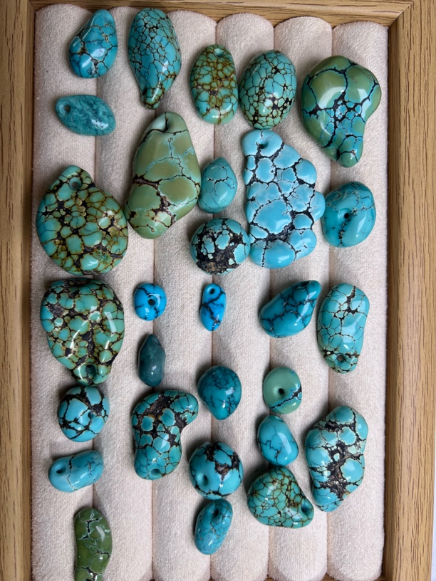 湖北原矿绿松石随行吊坠（多样性，发其一）