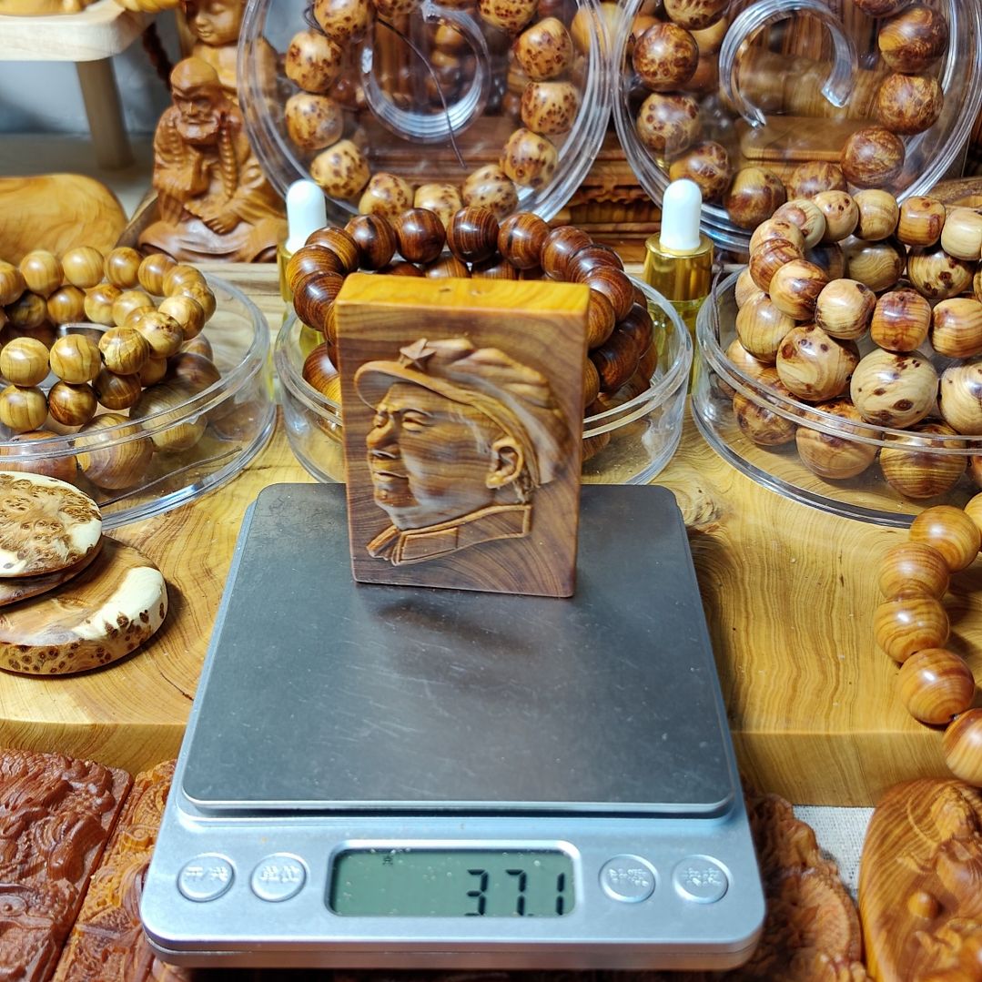 龙*太行崖柏手工艺品