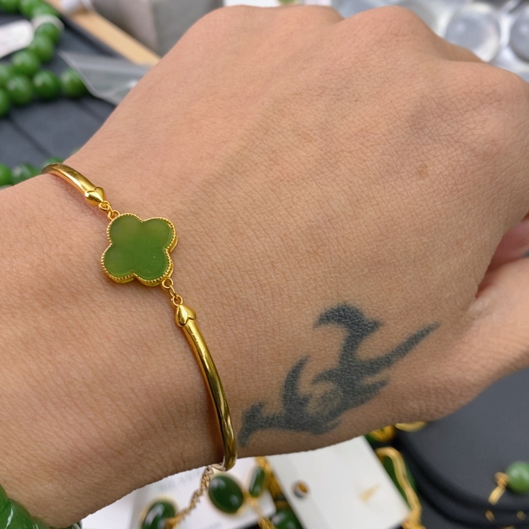 和田玉（碧玉）耳饰银S925镀金镶嵌