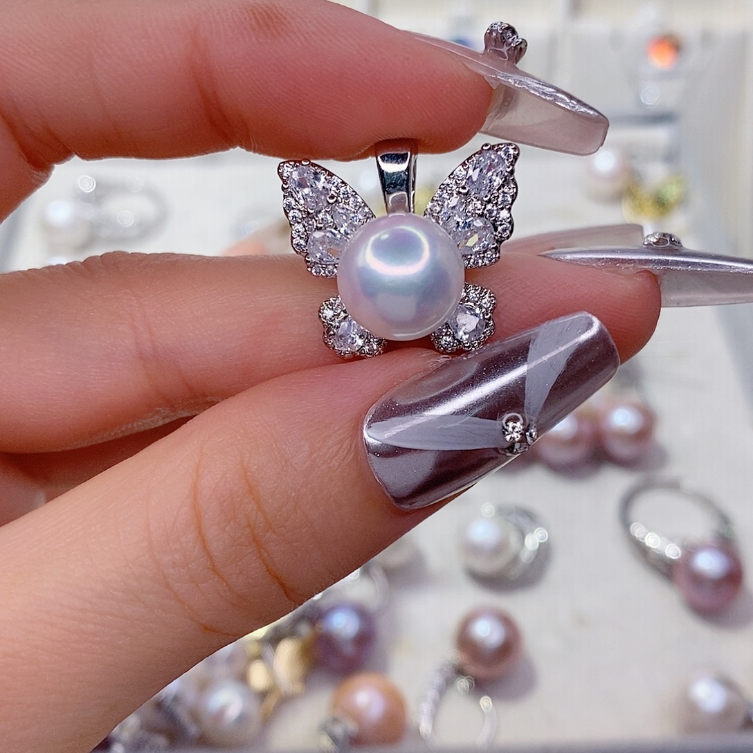 吊坠(赠链)未镶嵌淡水珍珠