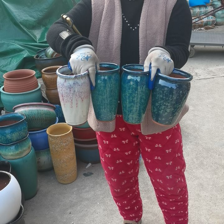 红陶瑕疵四个盆子。。。