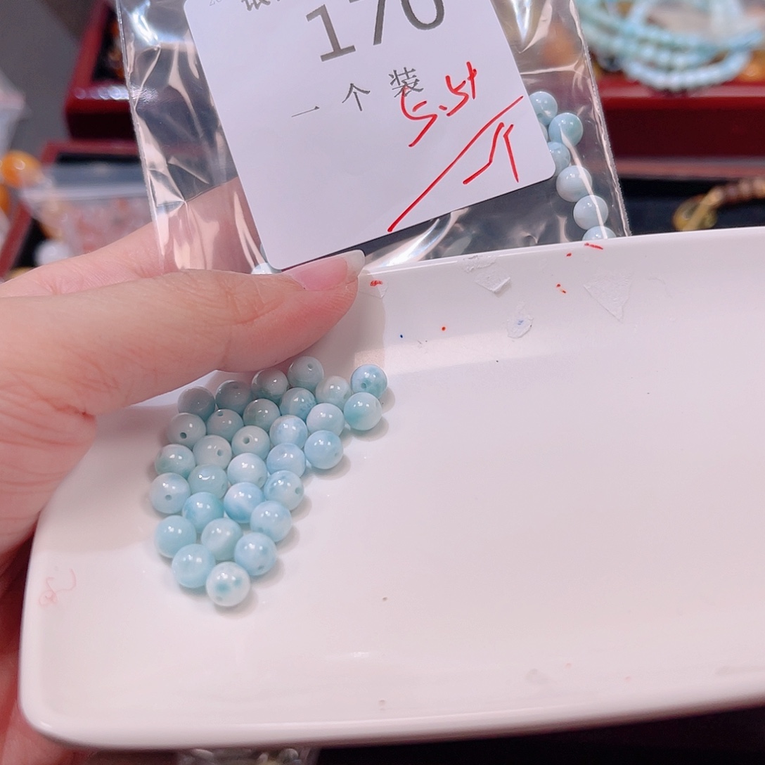 未镶嵌珠宝半成品水晶170 。    