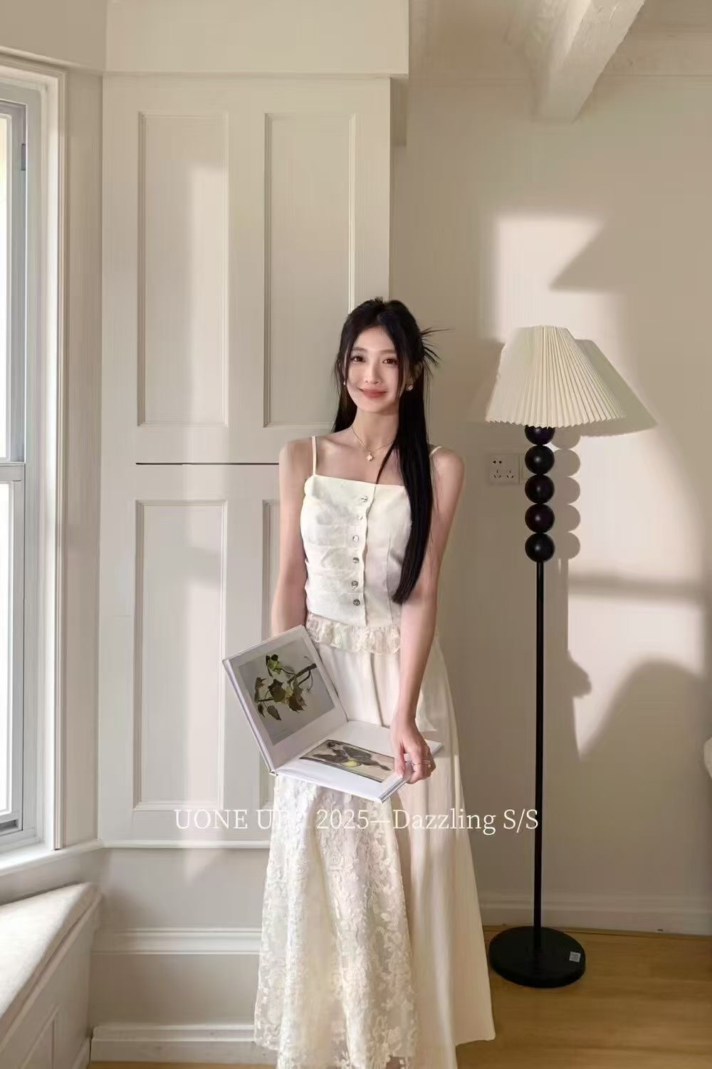 法式优雅小众褶皱蕾丝吊带背心搭配高腰蕾丝大摆半身裙