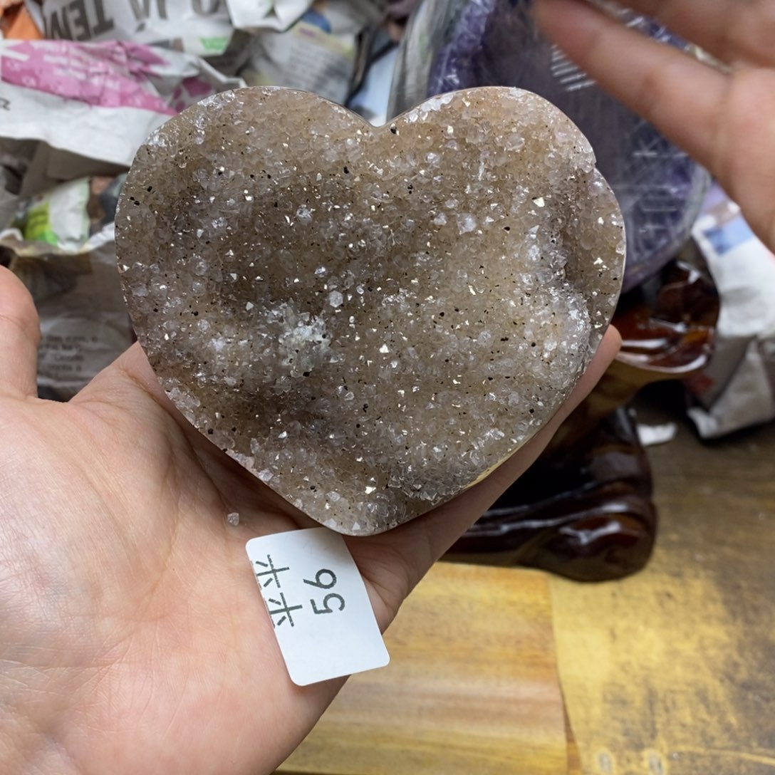 紫晶乌拉圭未镶嵌