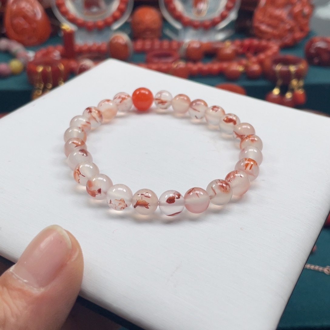 南红玛瑙川料冰飘南红手串7+mm未镶嵌小*人