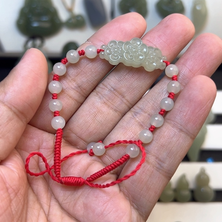 和田玉吊坠(不含链)未镶嵌666