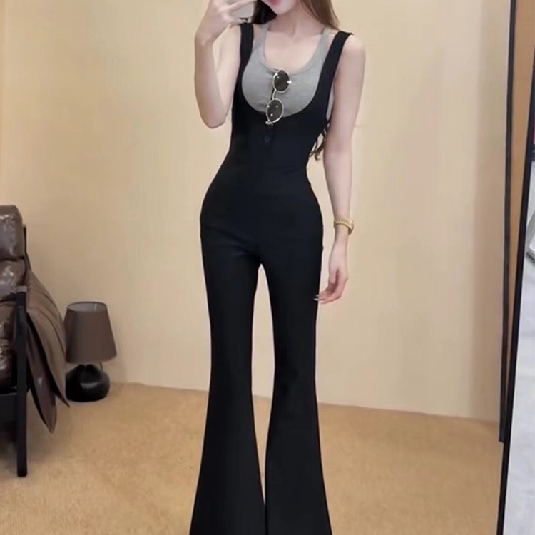 复古高级感黑色背带连体裤女2025夏季新款高腰显瘦阔腿微喇裤长裤