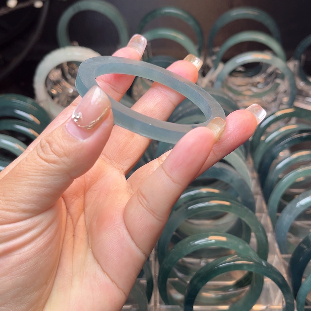 定制翡翠手镯未镶嵌N****W