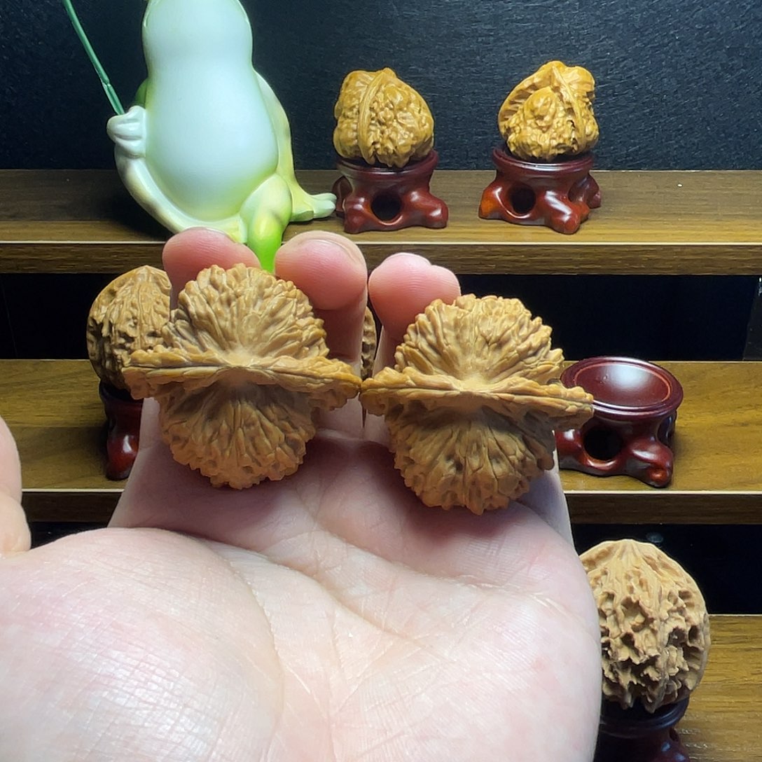 文玩核桃把件四座楼