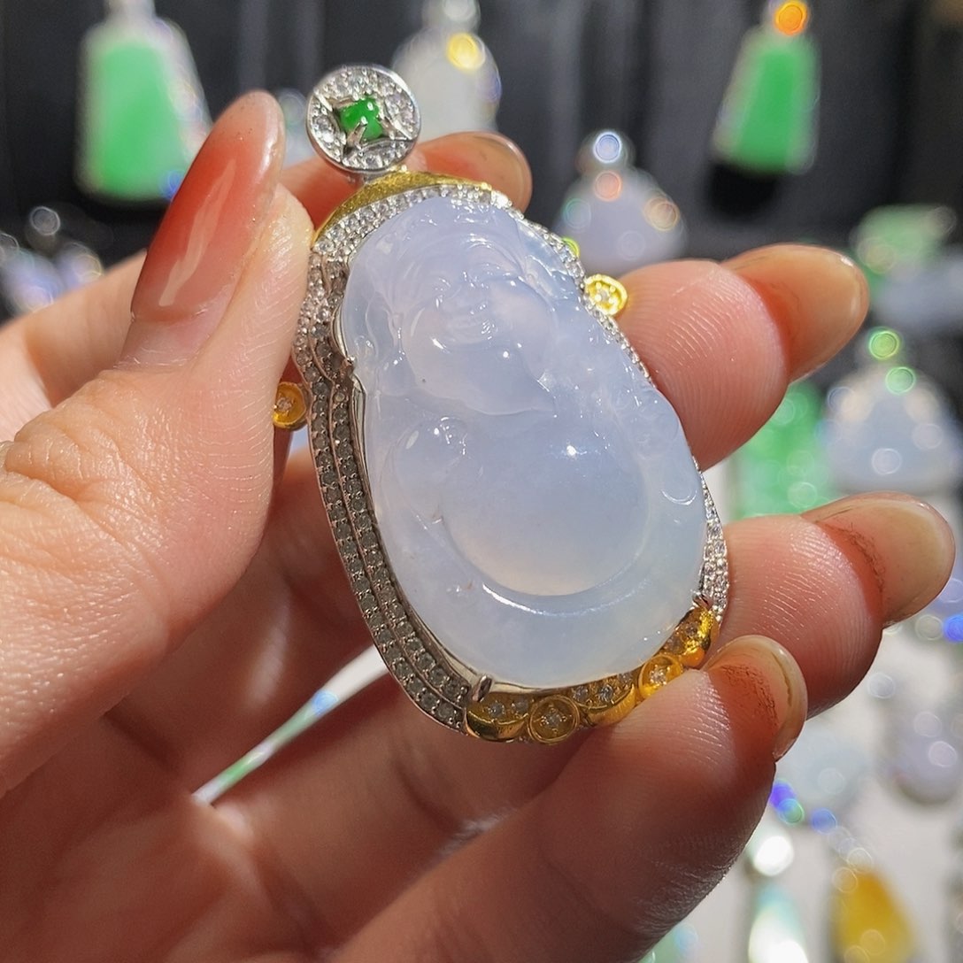 翡翠颈饰银S925镶嵌天然翡翠