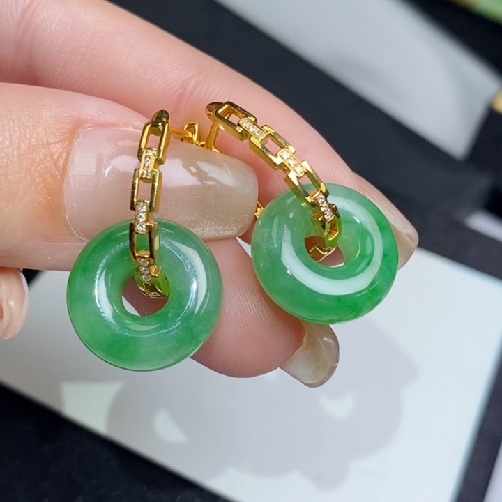 翡翠18K金镶嵌耳饰甜甜圈