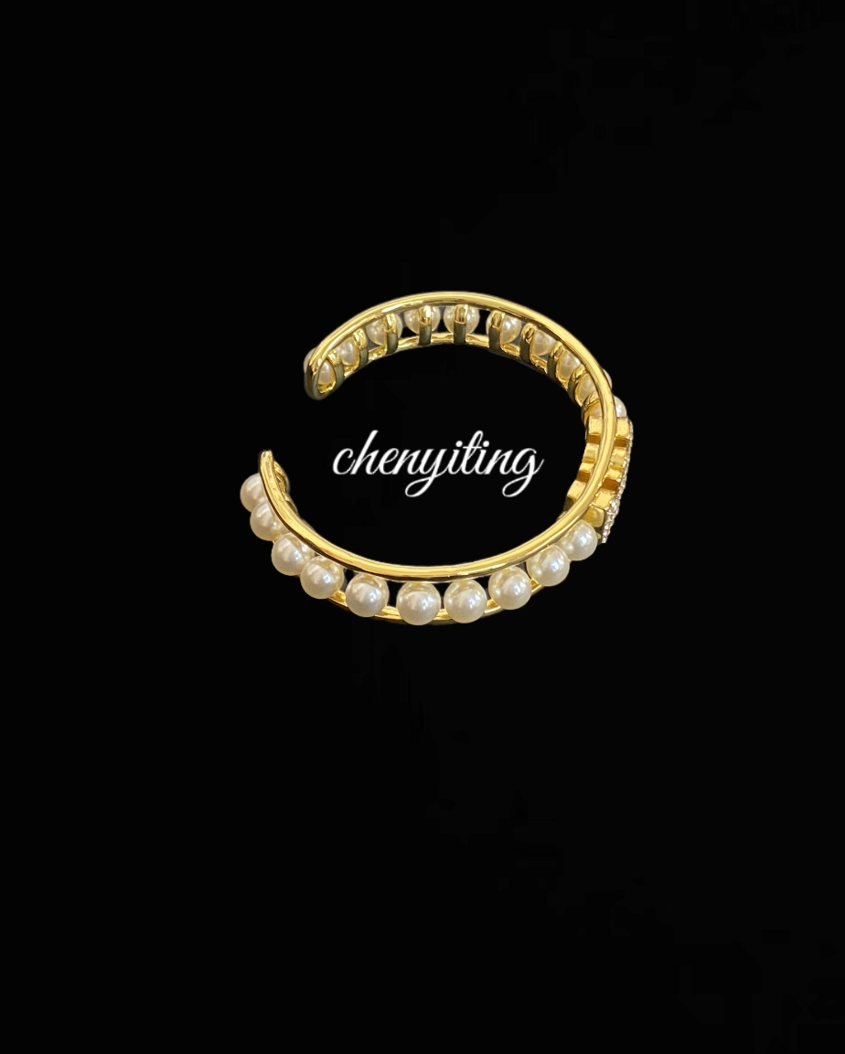 铜合金仿珍珠手镯 新款珠珠手镯精致高级感