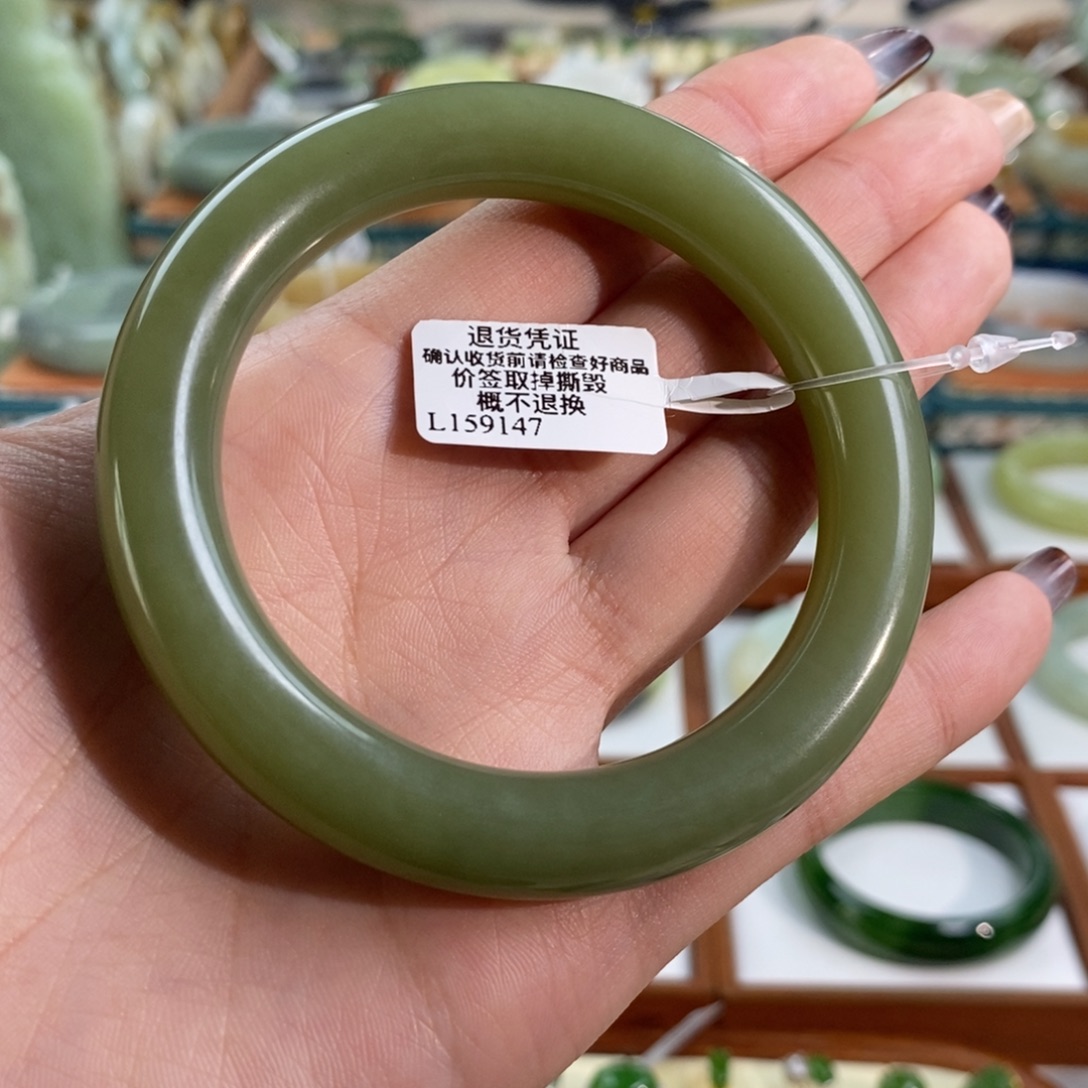 和田玉未镶嵌手镯若羌黄口牛油果绿圆条58/59