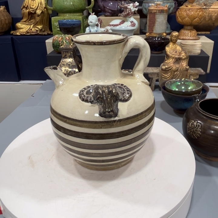 碟器型美观精致大方美观实用