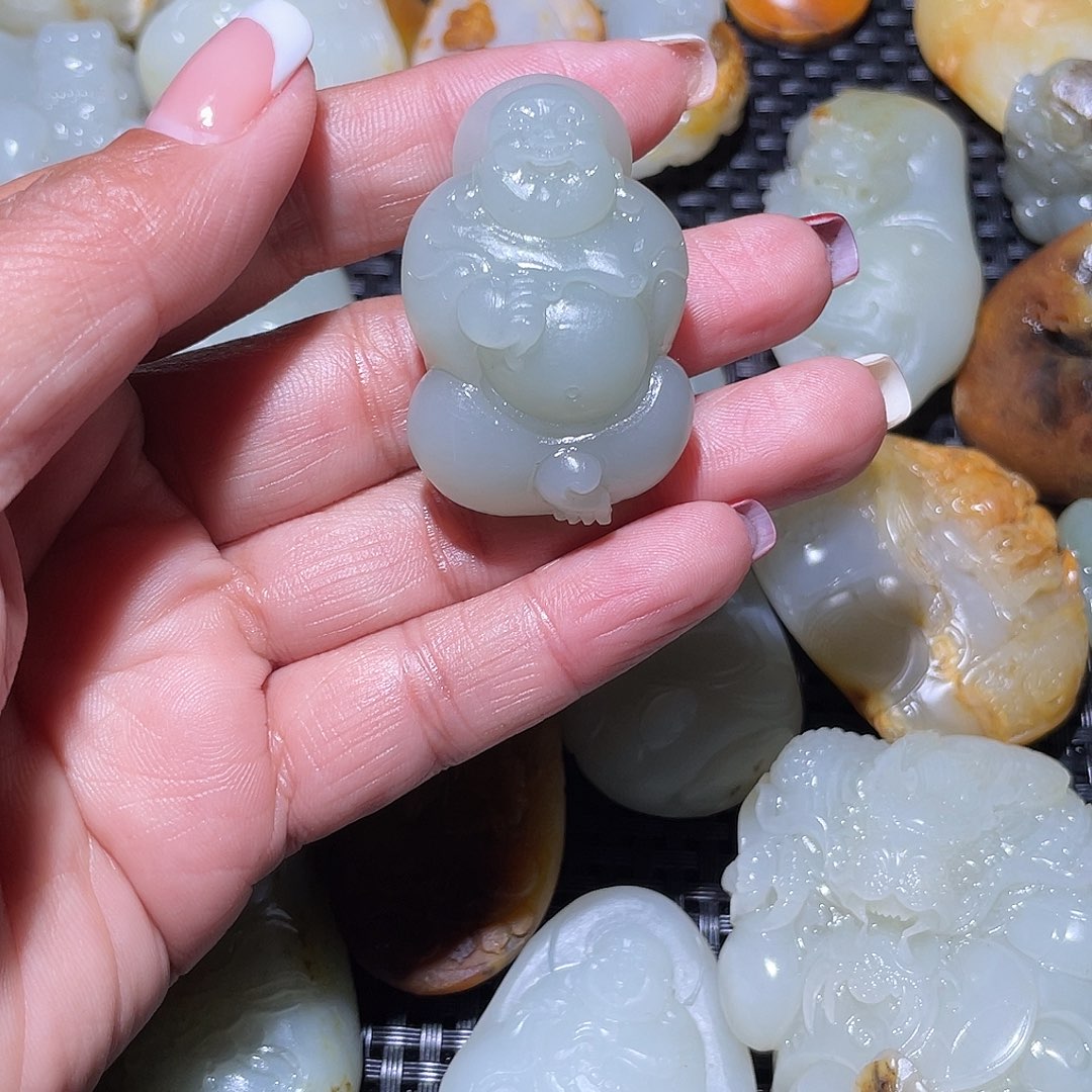 和田玉（糖玉）未镶嵌挂件