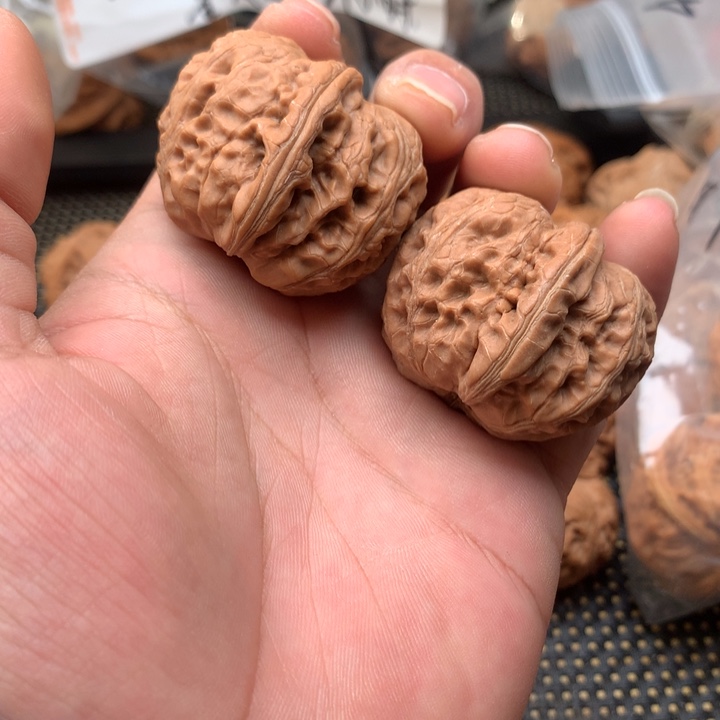 文玩核桃把件男****名元宝