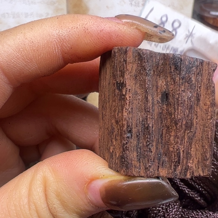 降真香降真香随形吊坠大小不一