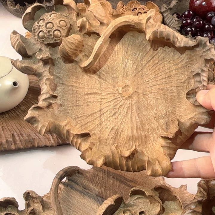 金丝楠小叶桢楠阴沉木荷花造型果盘！纯手工雕刻，孤品b