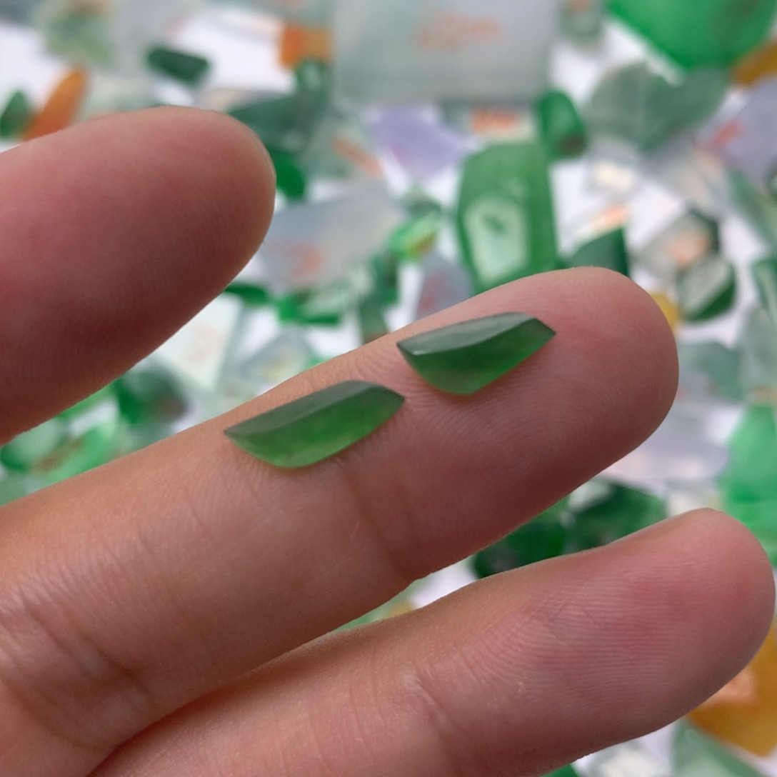 定制翡翠未镶嵌天然缅甸翡翠吊坠