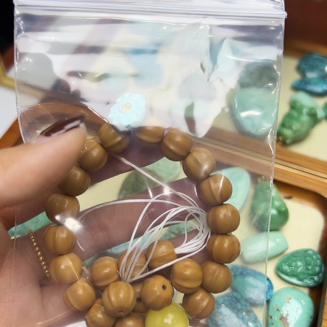 佳***妈吊坠猴头核桃猴头核桃