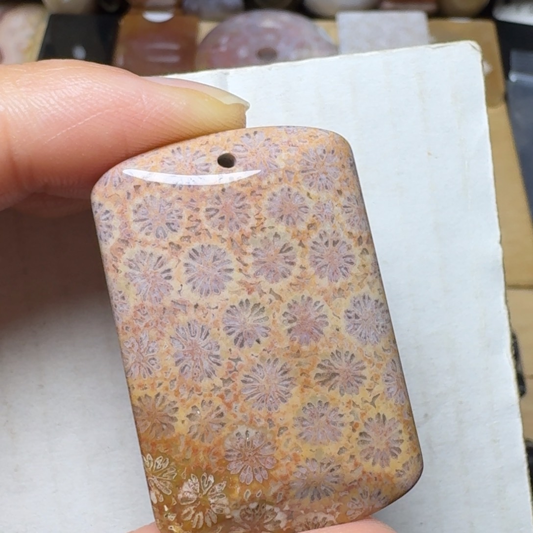 硅化玉紫花，可盘未镶嵌