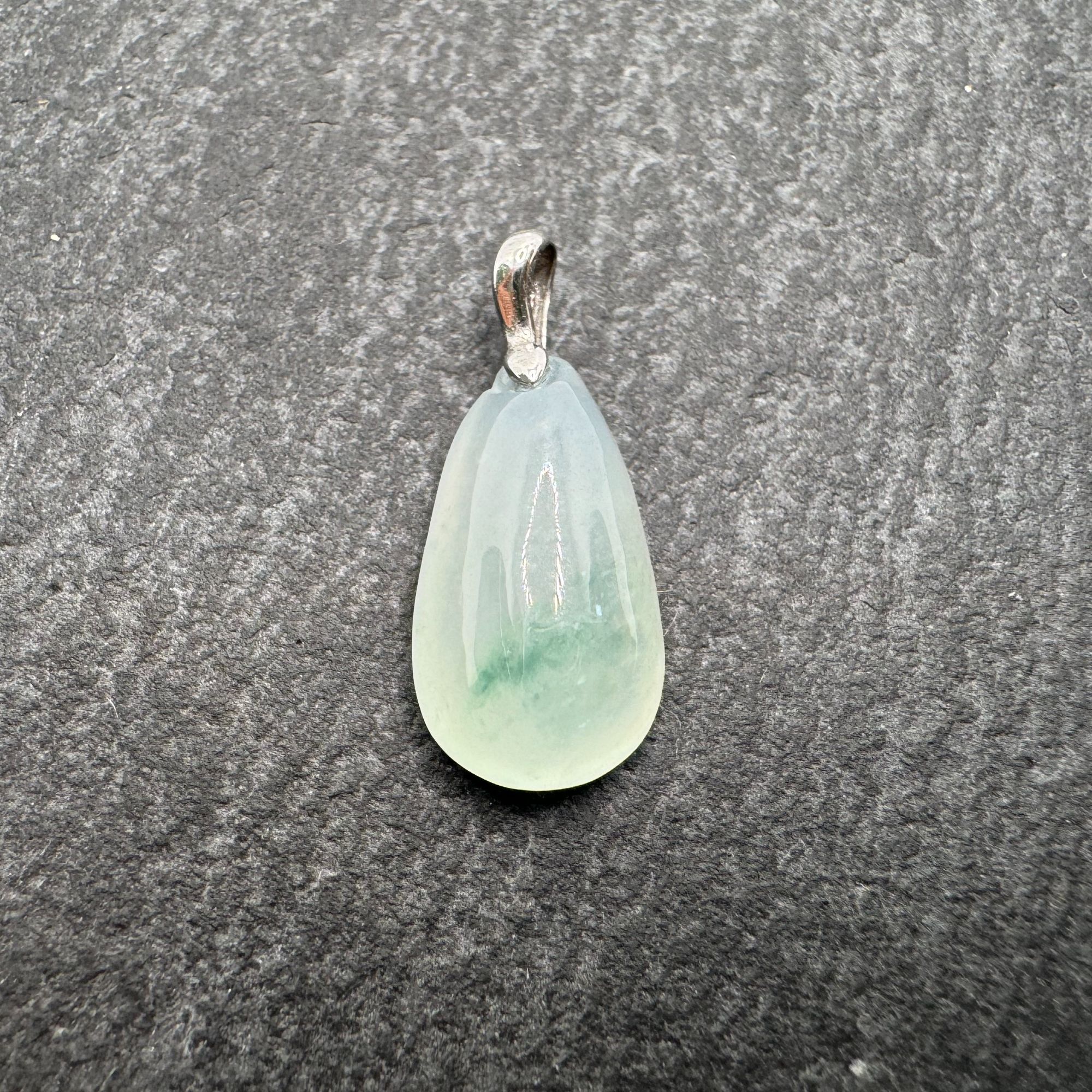 久鱼珠宝  18K金翡翠挂件多样发一049