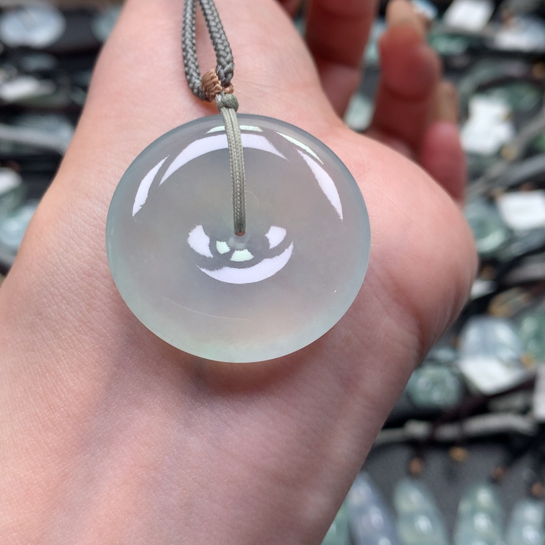 翡翠颈饰未镶嵌00000000000