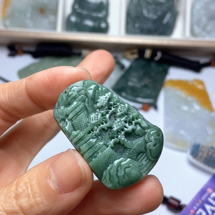 翡翠未镶嵌挂件翡翠