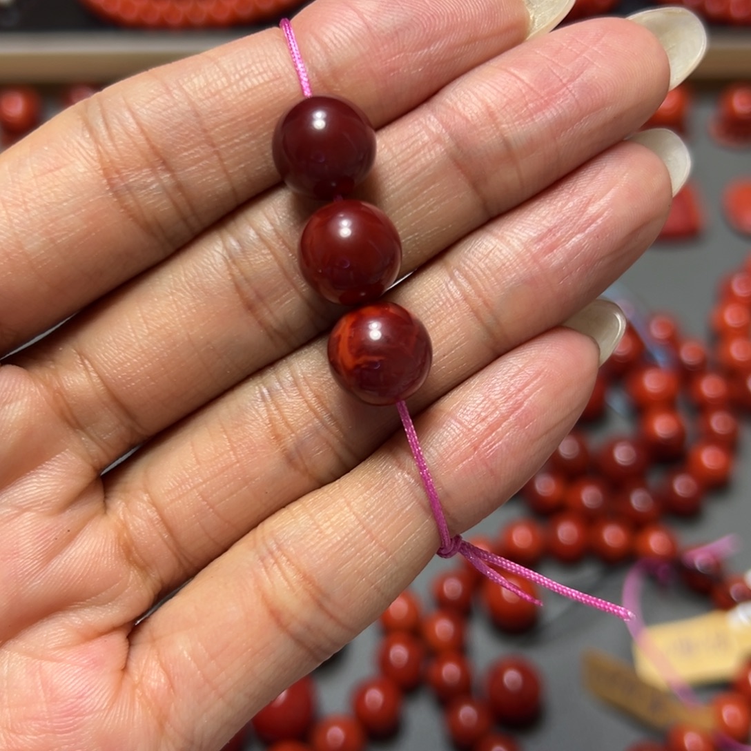 柠***糖南红玛瑙未镶嵌珠子 牛红火焰单珠三颗 约10.3mm+