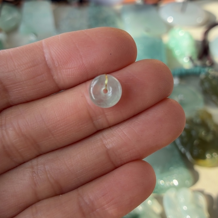 翡翠未镶嵌颈饰天然翡翠