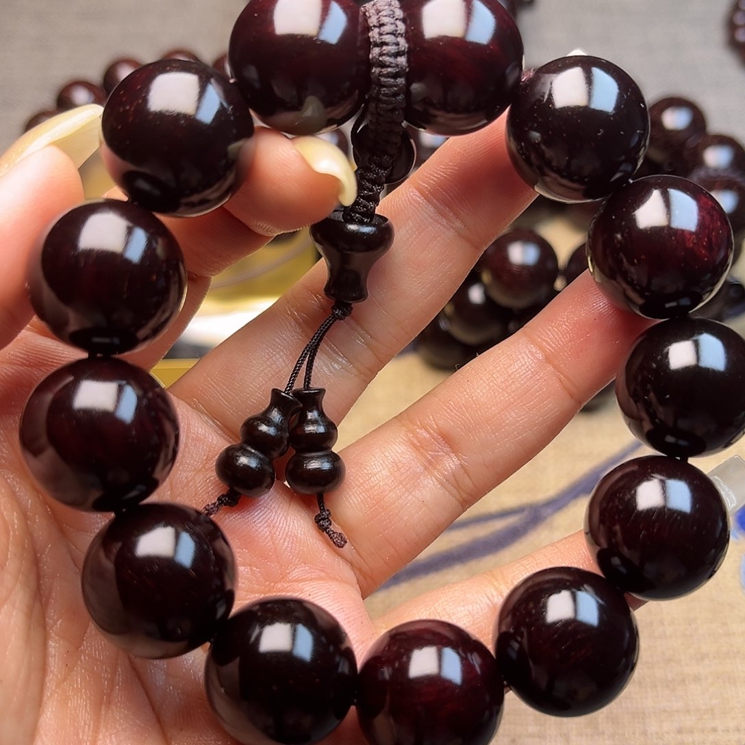 檀香紫檀（小叶紫檀）1.8 13颗