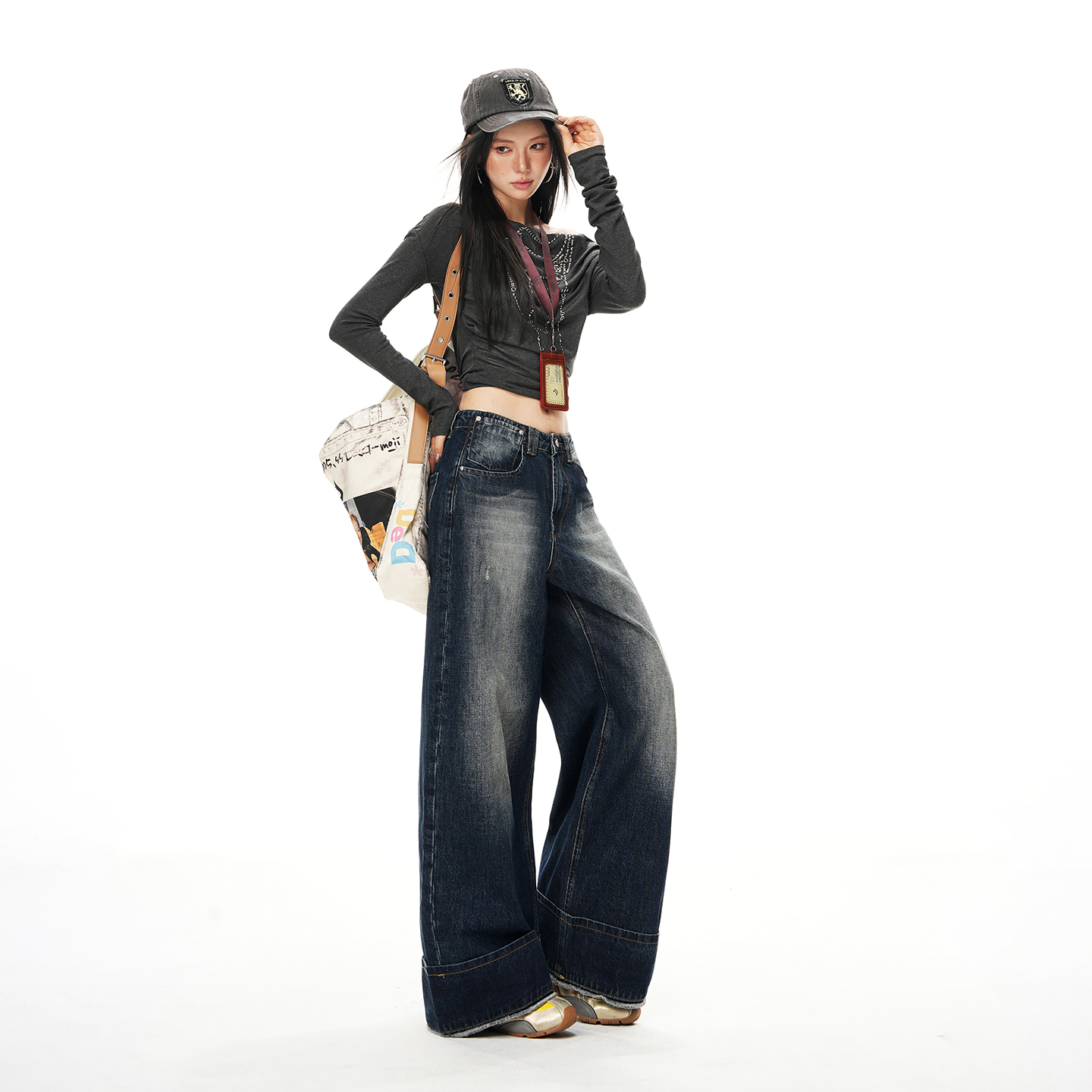 美式复古高街翻边设计版宽松高腰显瘦修身阔腿牛仔裤过年新款