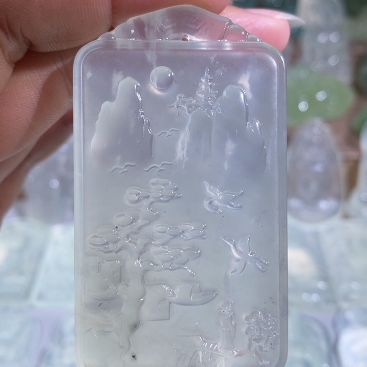 岫玉未镶嵌颈饰吊坠