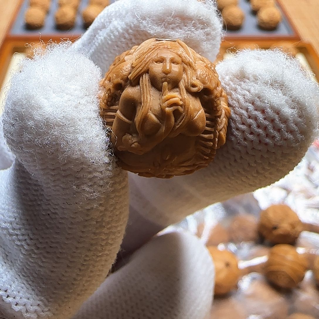 猴头核桃吊坠星*三打白骨精17/18反油福利款带银管不退不换