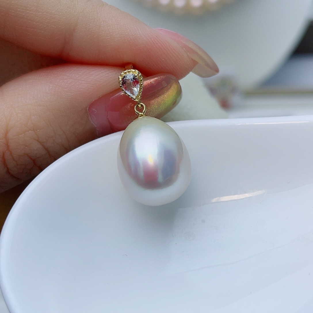 海水珍珠颈饰18K金镶嵌w67