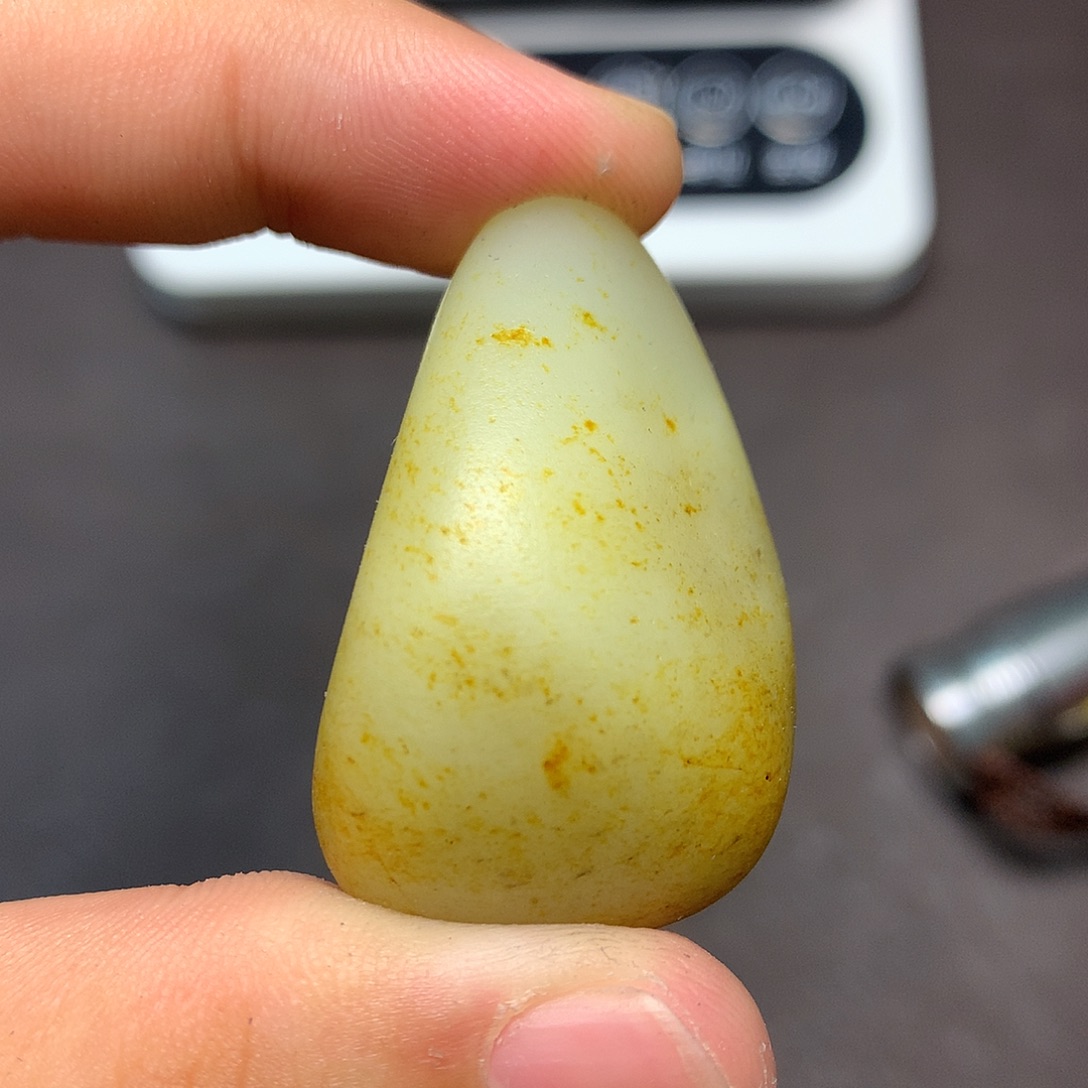 和田玉（糖玉）未镶嵌挂件