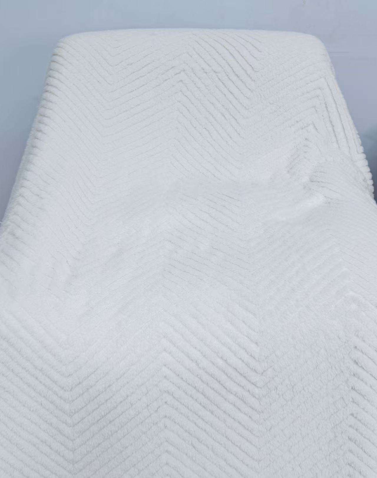 【白色】四季通用水波纹毛毯